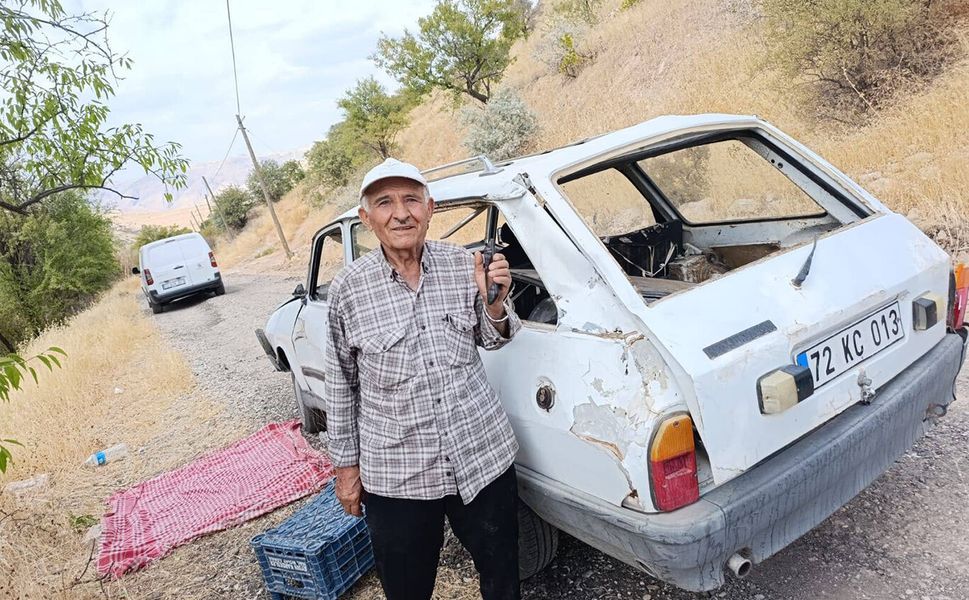 İncir toplamak için yola çıkmıştı, otomobili takla attı