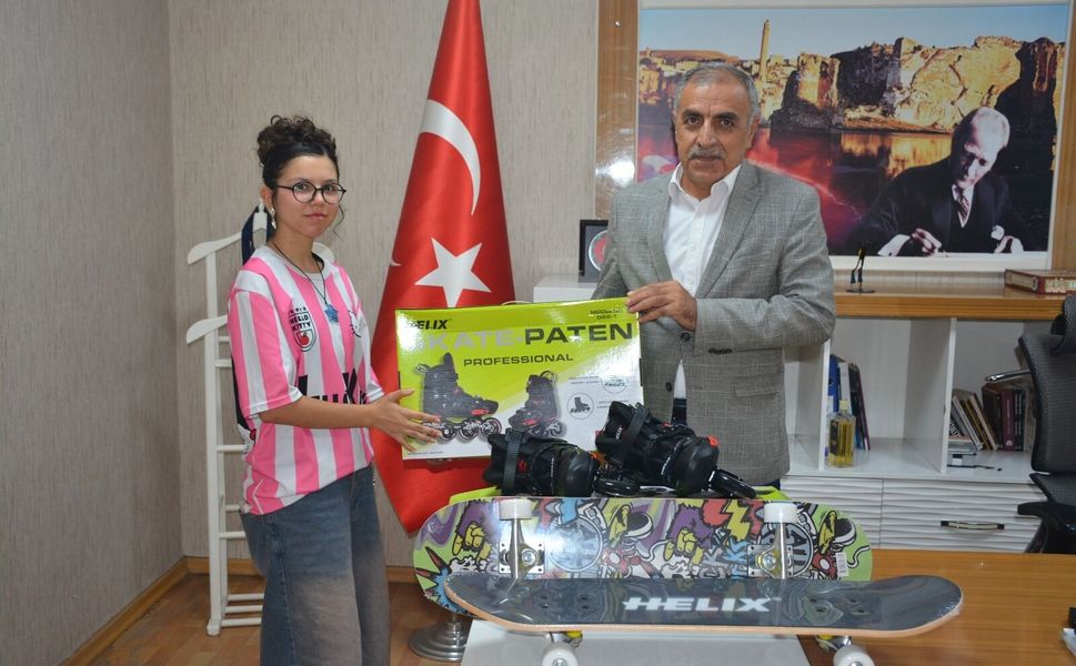 Paten ve Kaykay Şampiyonlarına Ödül