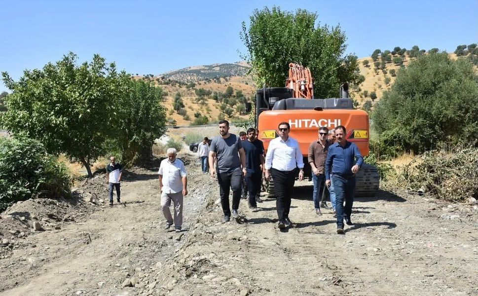 Sason’da Kilimli Köyü’ne Beton Yol Müjdesi: Çalışmalar Başladı