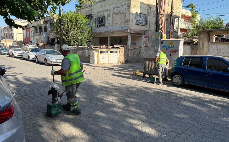 Temizlik Ekipleri Kent Genelinde Mesaide