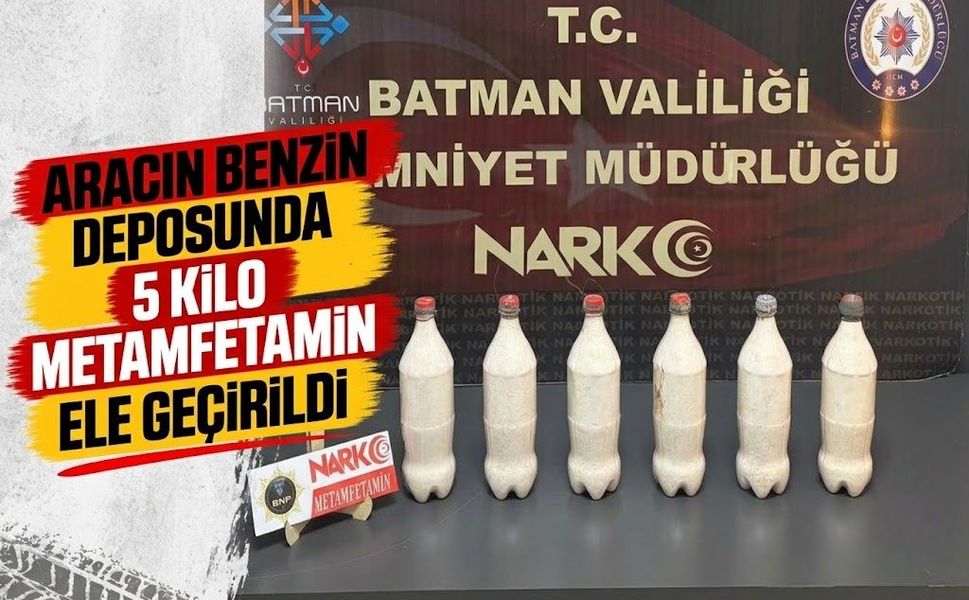 Aracın Benzin Deposunda 5 Kilo Metamfetamin Ele Geçirildi