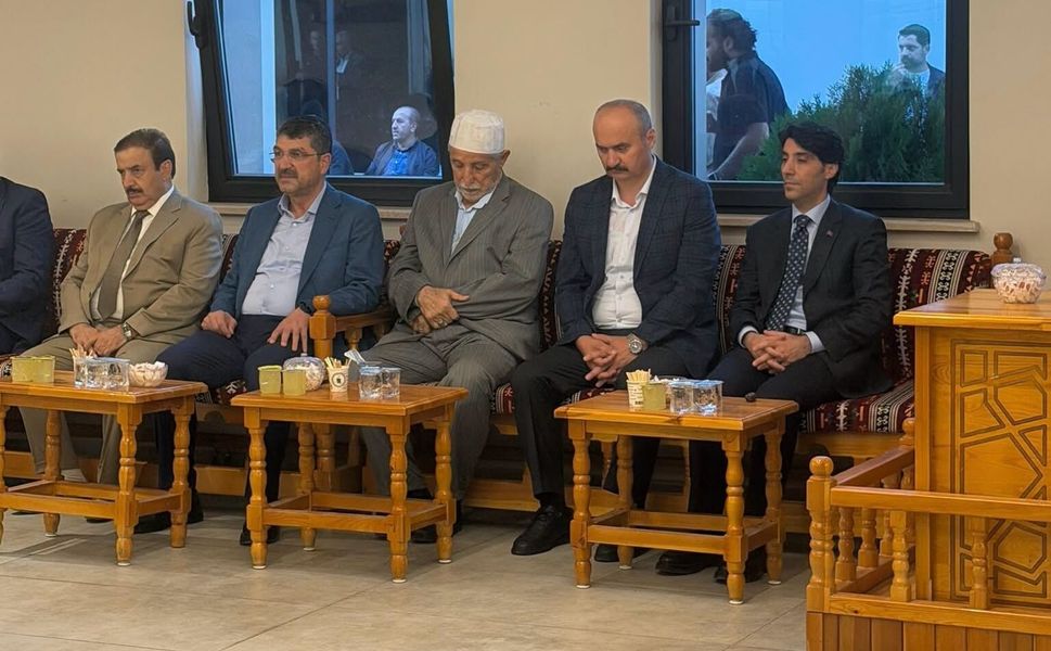 Bakan yardımcısı Kaya’dan Dr. Ahmet Yıldız’ın ailesine taziye ziyareti