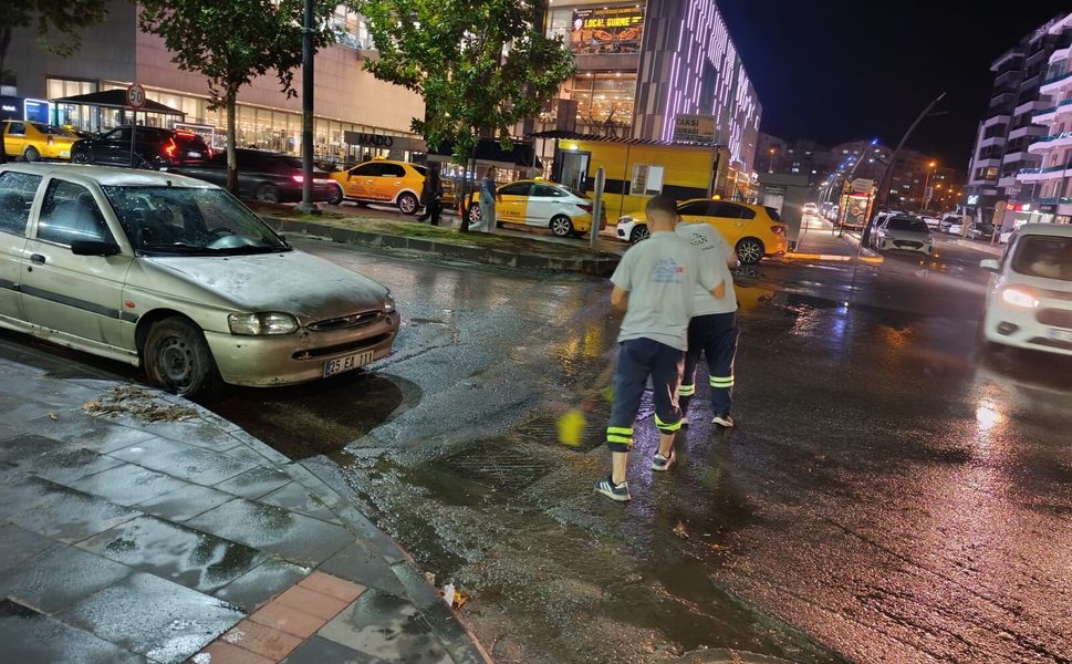 Batman’da Sağanak Alarmı! Belediye Ekipleri Sahaya İndi