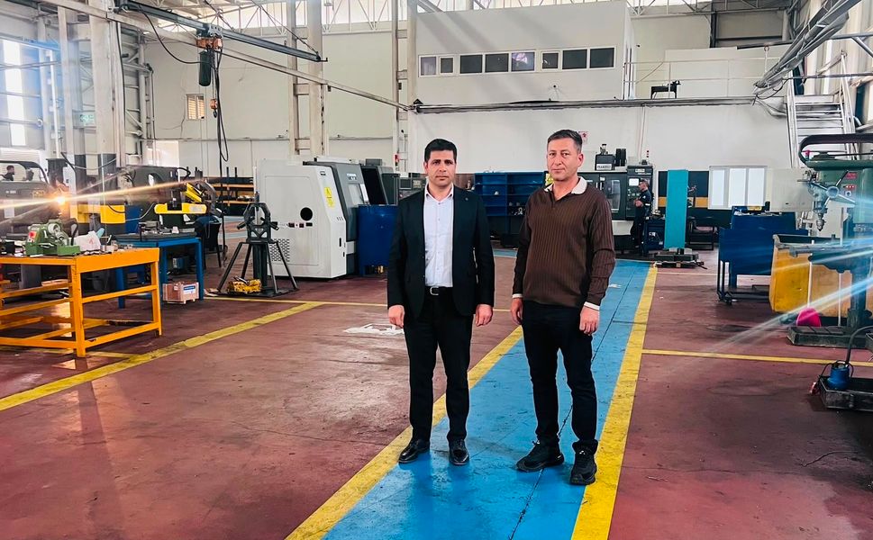 İş dünyasıyla güçlü iş birliği