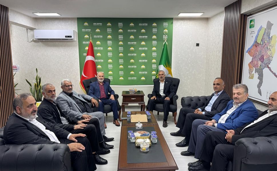 SP’nden HÜDA PAR’a ziyaret: “Hak ve adalet için birlikte hareket edilmeli”