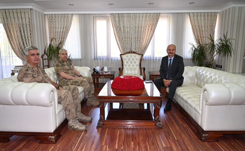 Tümgeneral Şakir Uslu Batman’daydı
